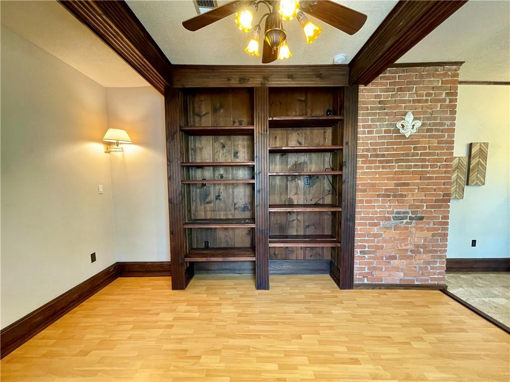 1570 MAGAZINE Street D