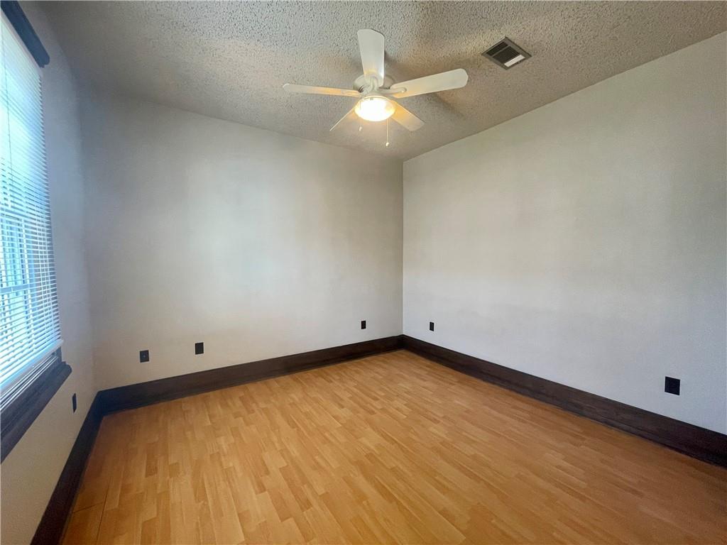 1570 MAGAZINE Street D