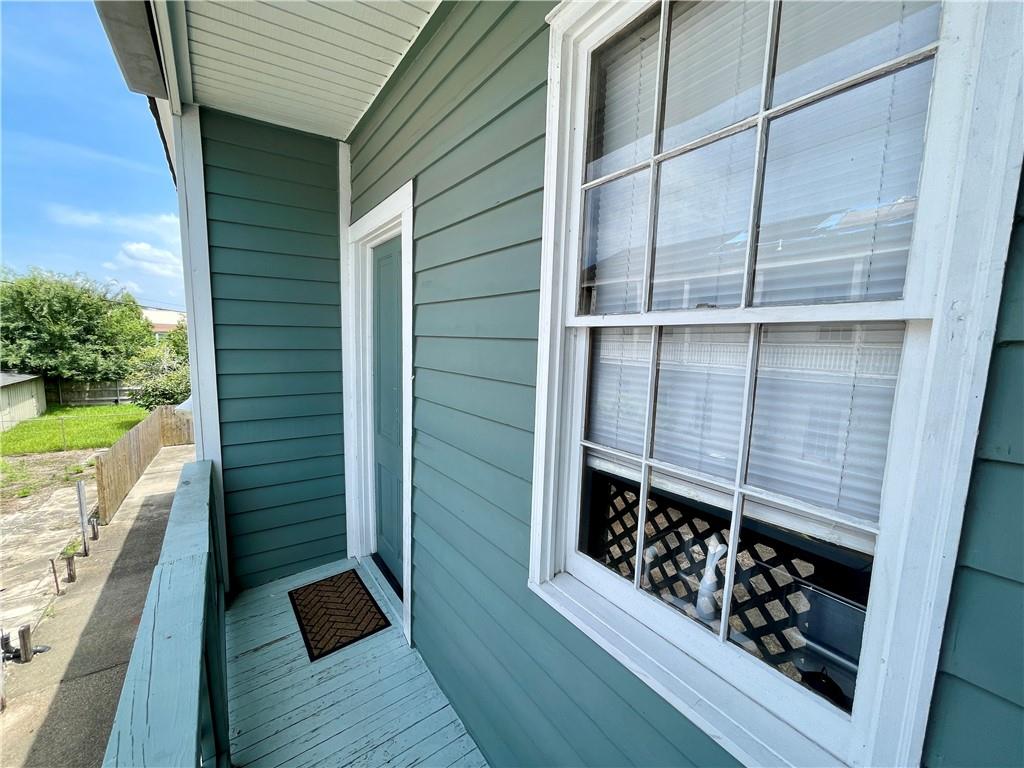 1570 MAGAZINE Street D