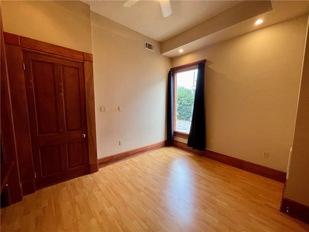 1570 MAGAZINE Street B