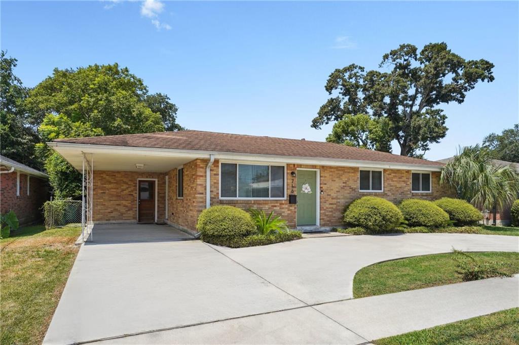 716 BEVERLY GARDEN Drive