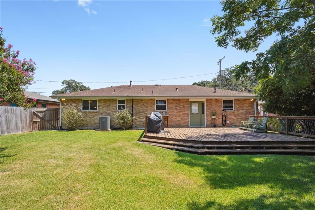 716 BEVERLY GARDEN Drive