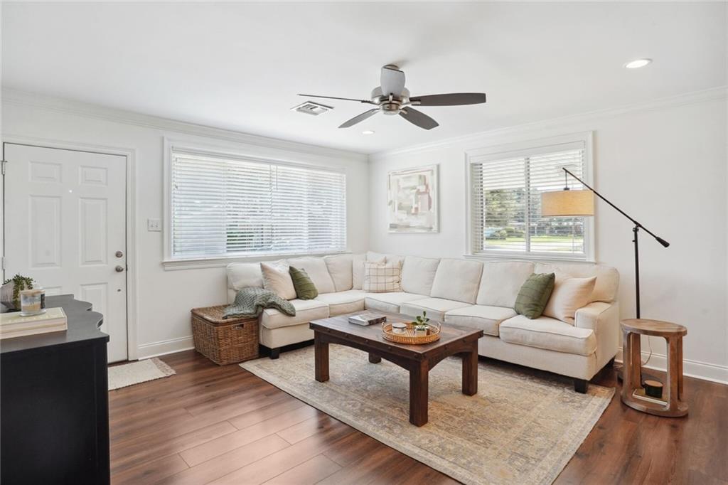 716 BEVERLY GARDEN Drive