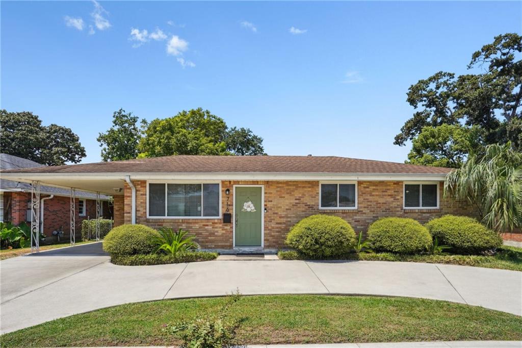 716 BEVERLY GARDEN Drive