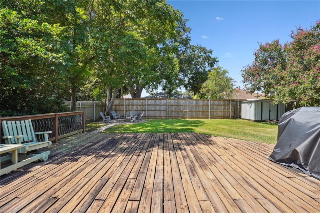 716 BEVERLY GARDEN Drive