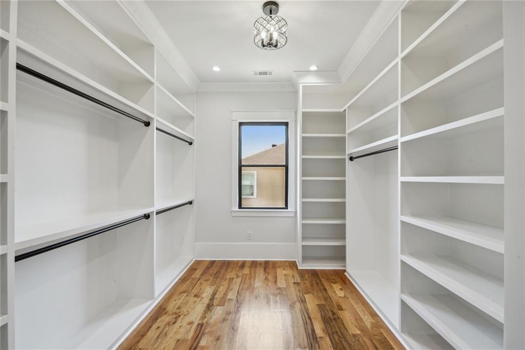 6123 CANAL Boulevard