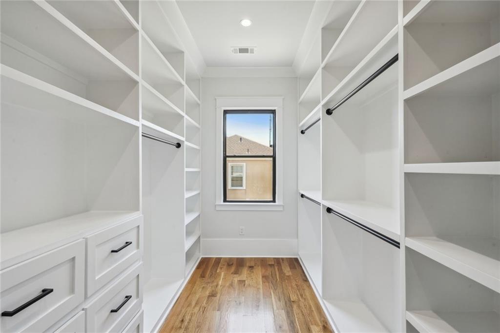 6123 CANAL Boulevard