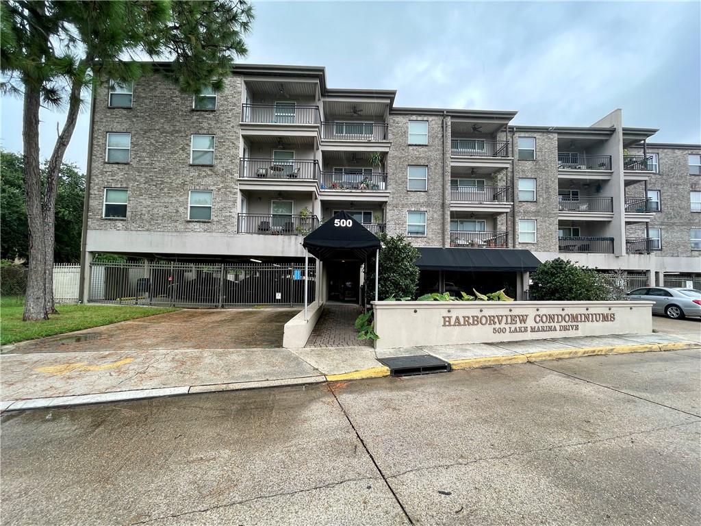 500 LAKE MARINA Avenue 408