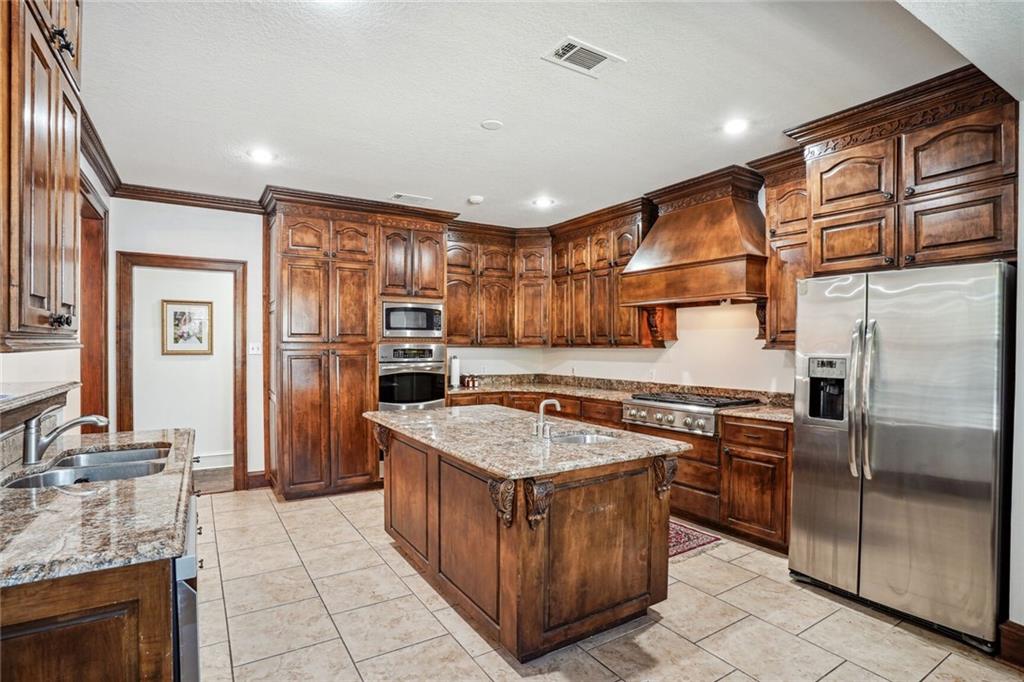 6478 GENERAL DIAZ Street