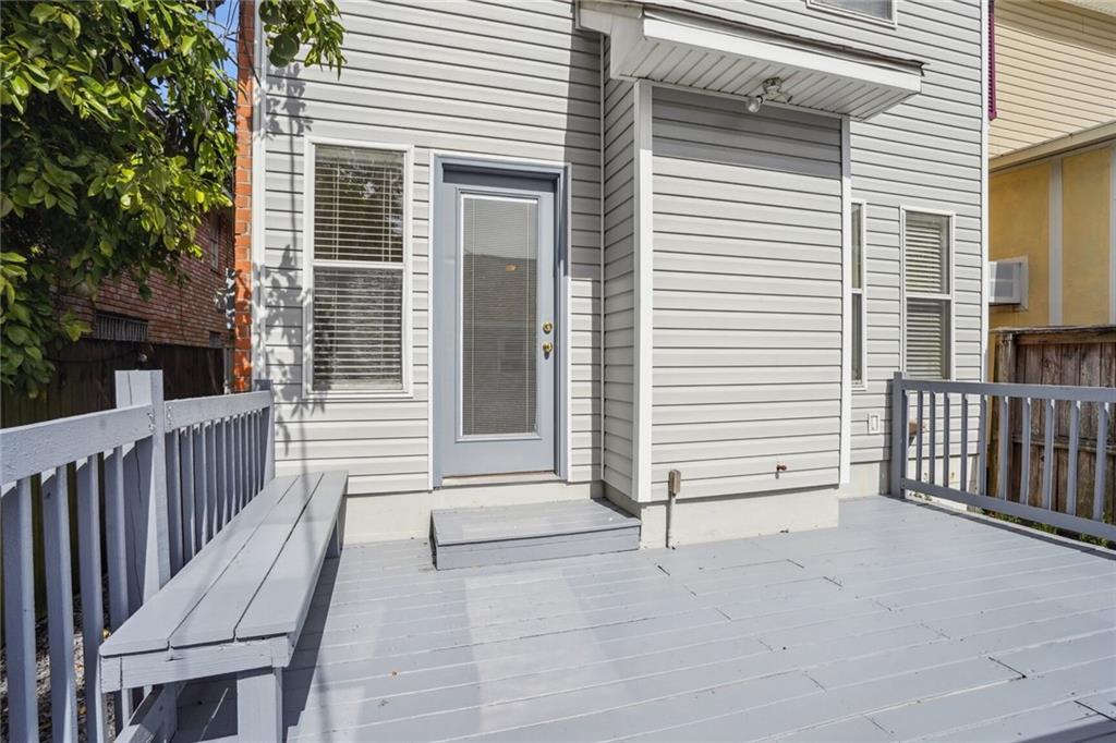 6841 MILNE Boulevard