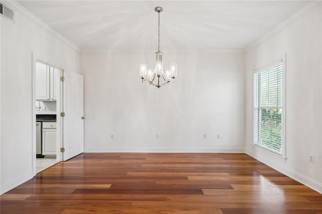 6841 MILNE Boulevard