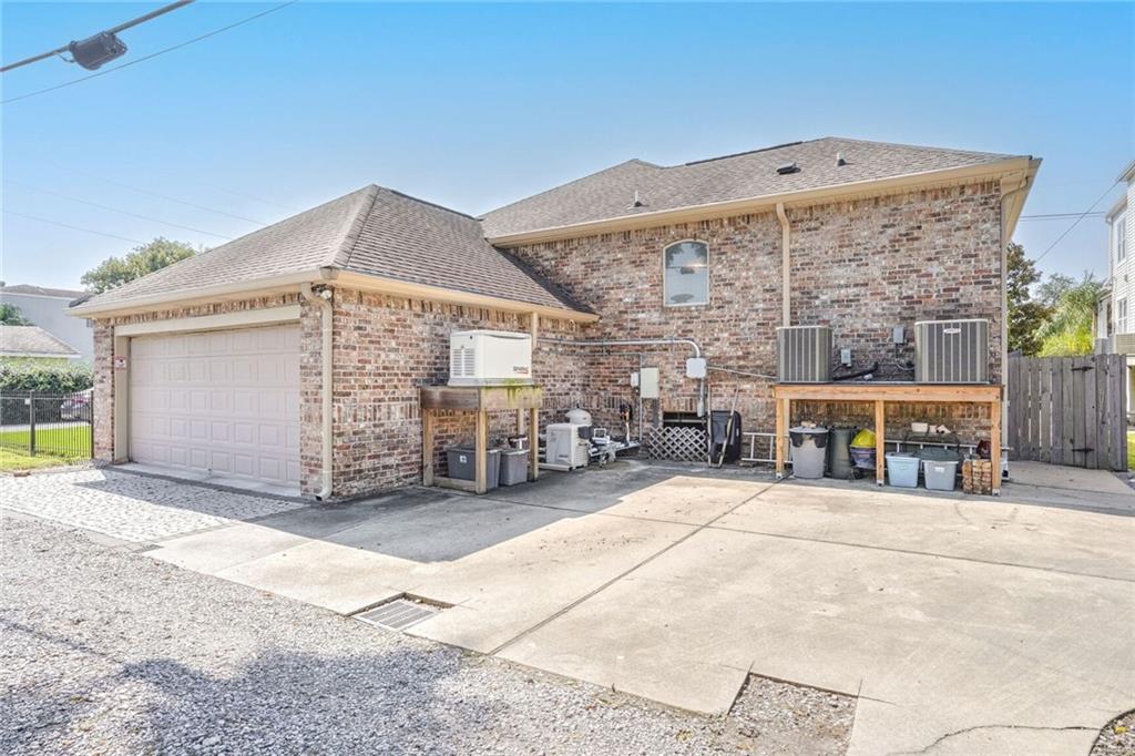 6117 WEST END Boulevard