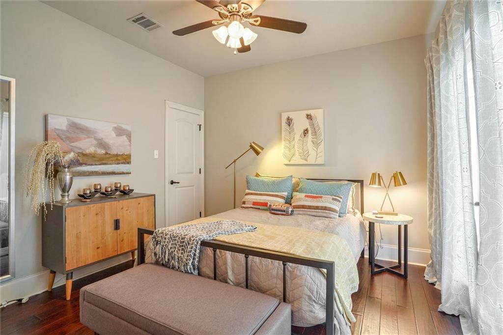 6117 WEST END Boulevard