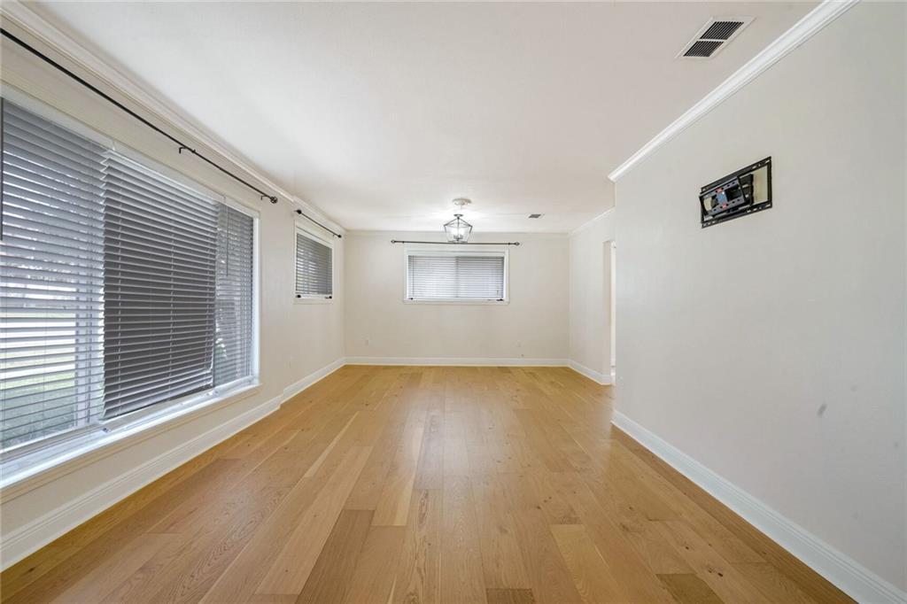 958 ALLEN TOUSSAINT Boulevard