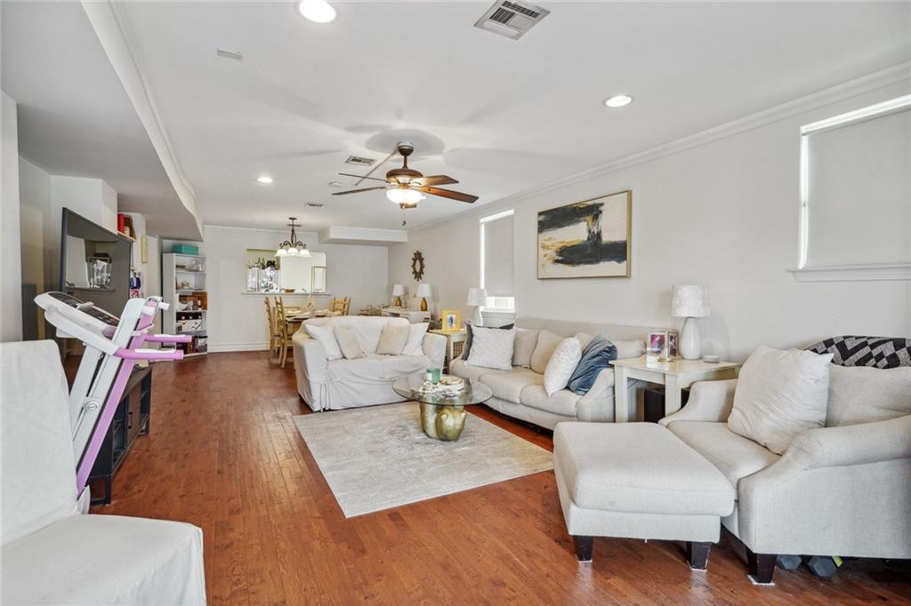 6535 WEST END Boulevard