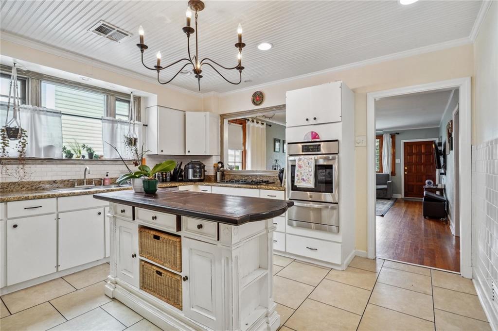 6535 WEST END Boulevard