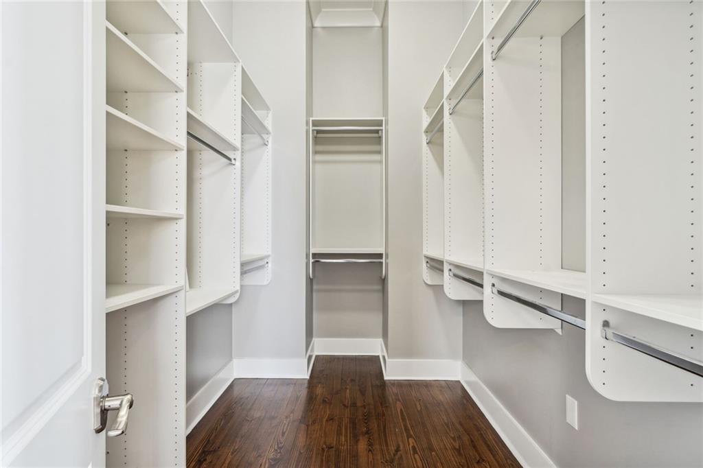 2342 SAINT THOMAS Street