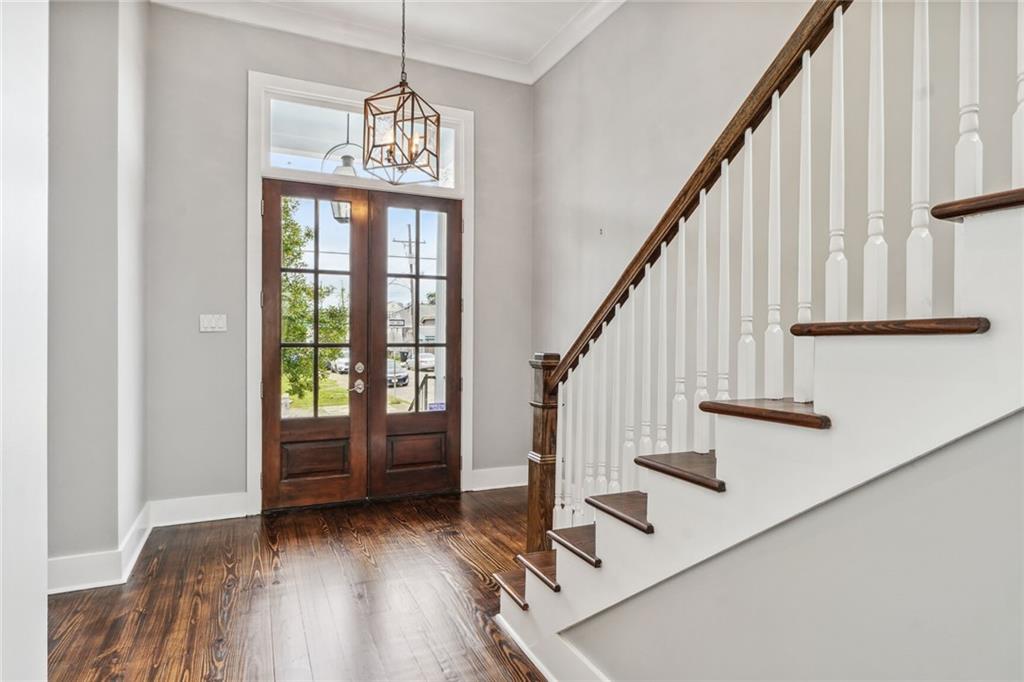 2342 SAINT THOMAS Street