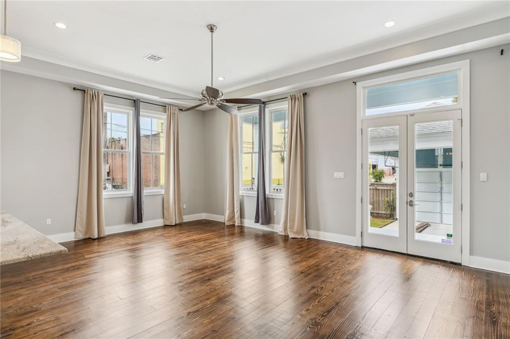 2342 SAINT THOMAS Street