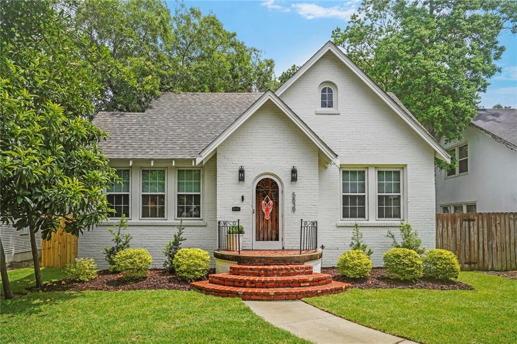 5839 VICKSBURG Street