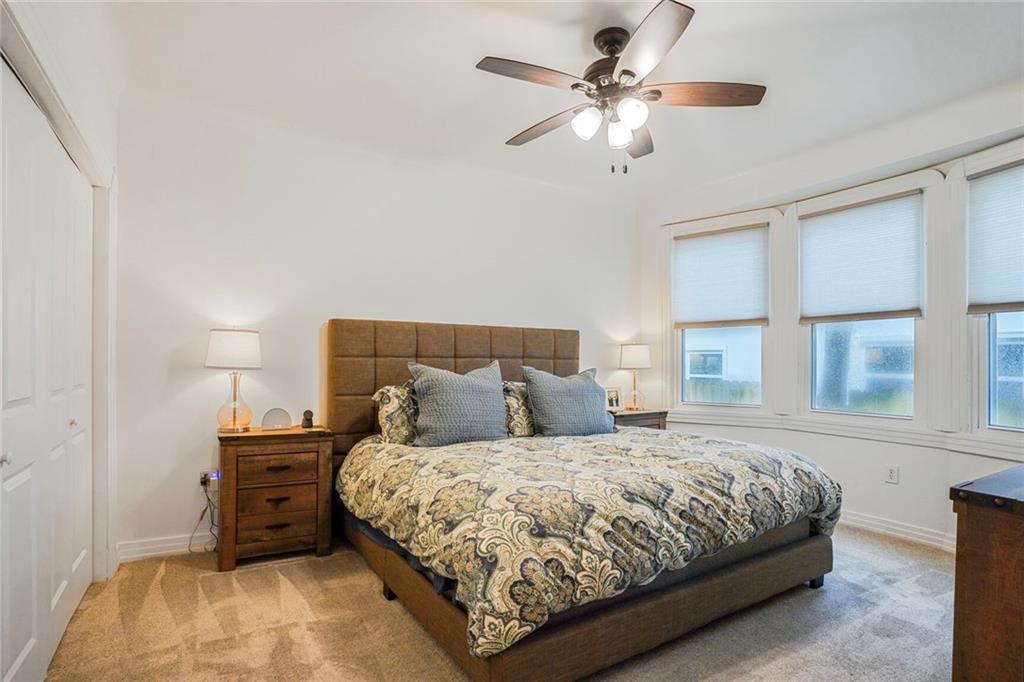 5839 VICKSBURG Street