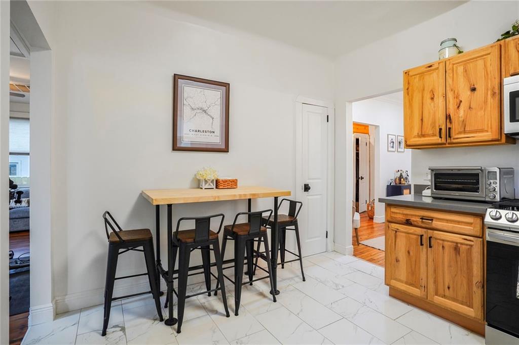 5839 VICKSBURG Street