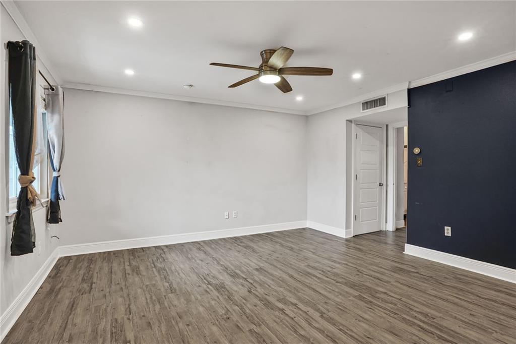 500 LAKE MARINA Avenue 408