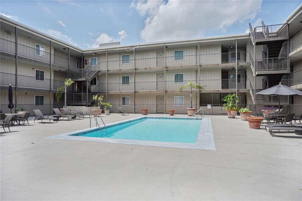 500 LAKE MARINA Avenue 408