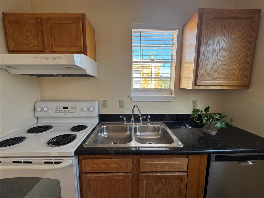 6629 FLEUR DE LIS Drive 7