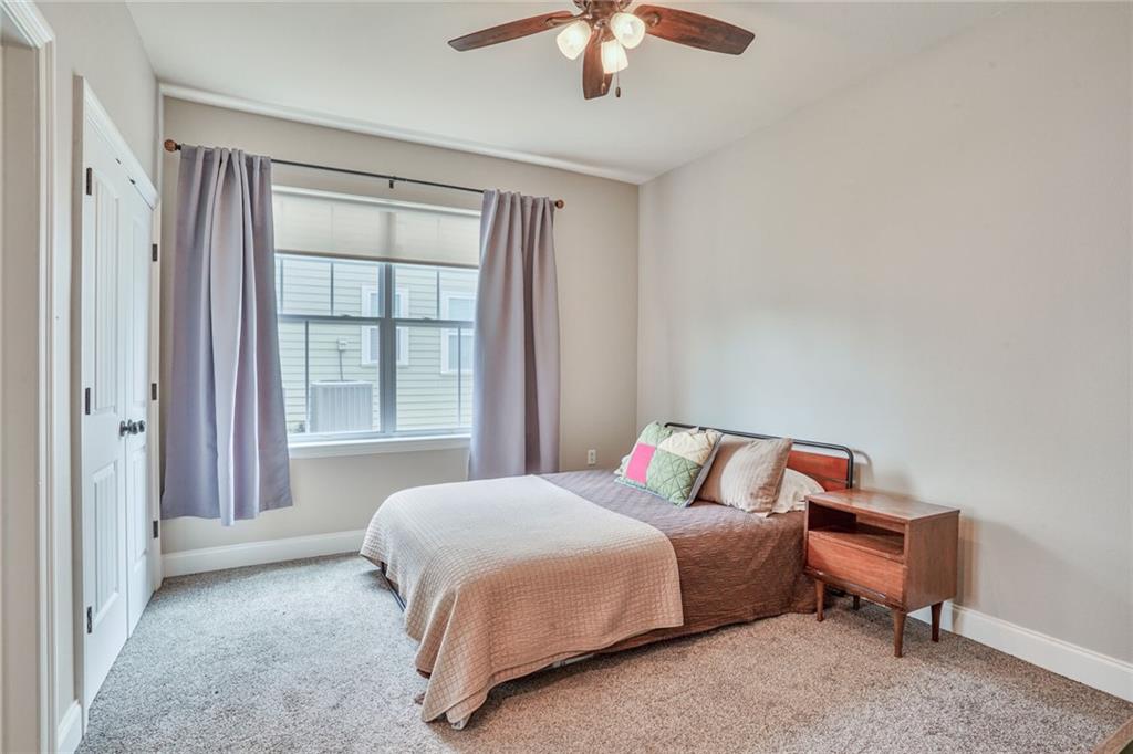 6935 LOUIS XIV Street