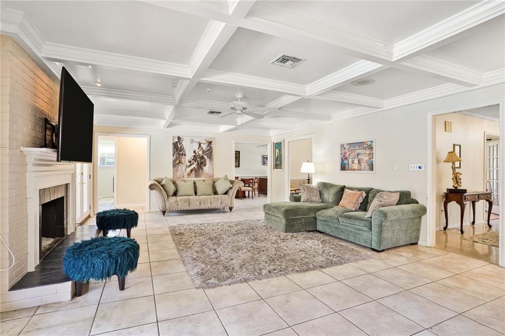 2442 KILLDEER Street