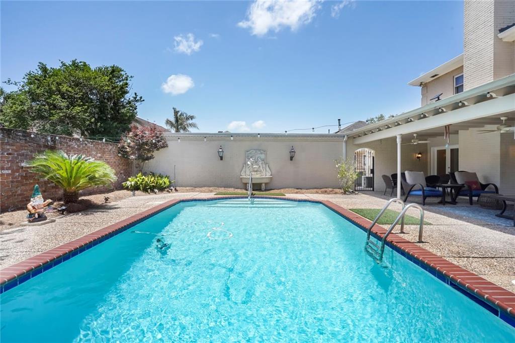 2442 KILLDEER Street