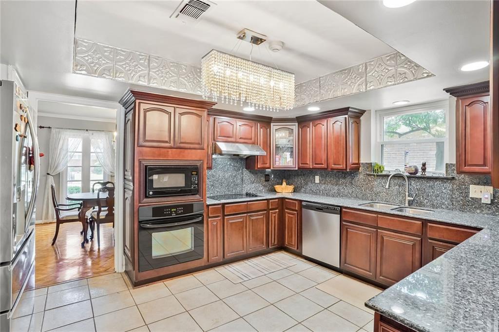 2442 KILLDEER Street