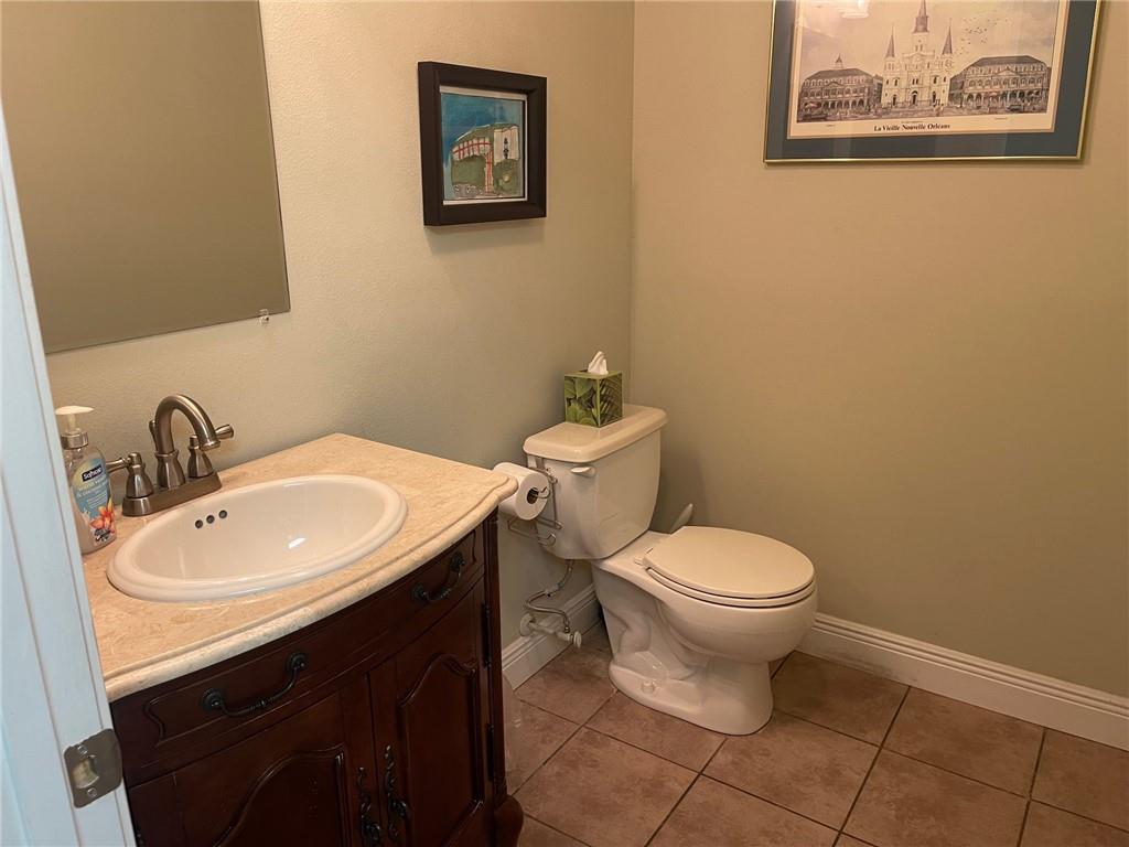 3351 SEVERN Avenue 101