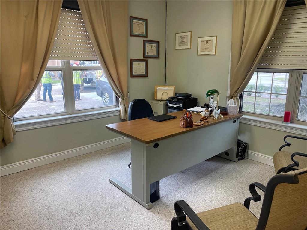 3351 SEVERN Avenue 101