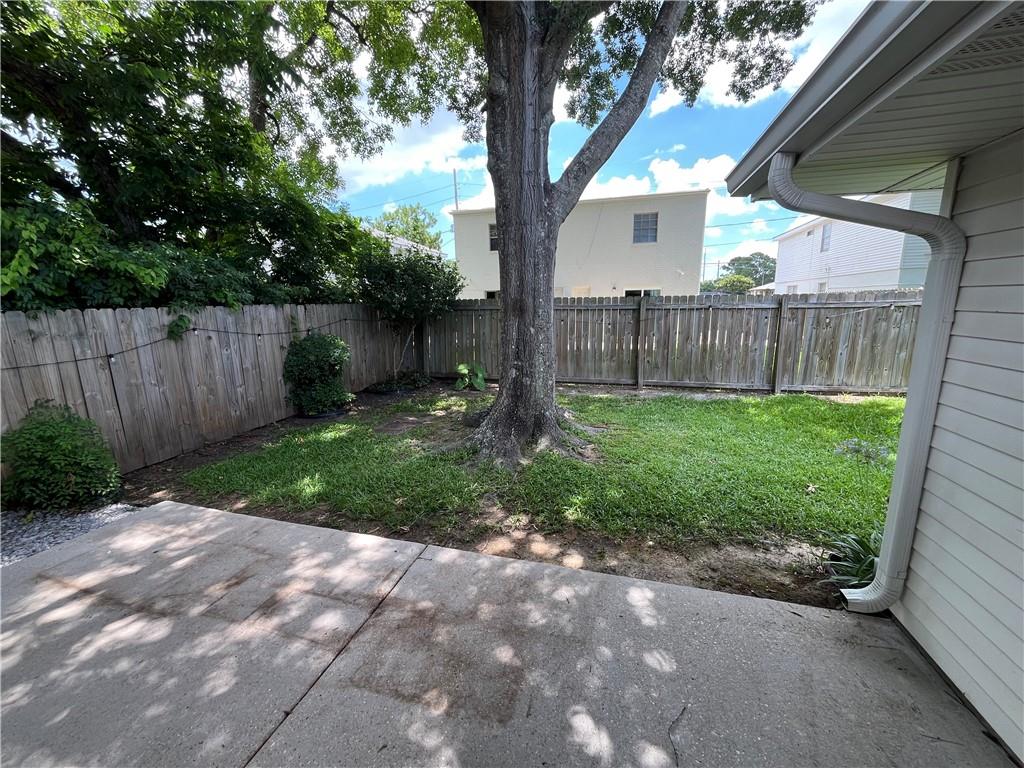 405 PAPWORTH Avenue
