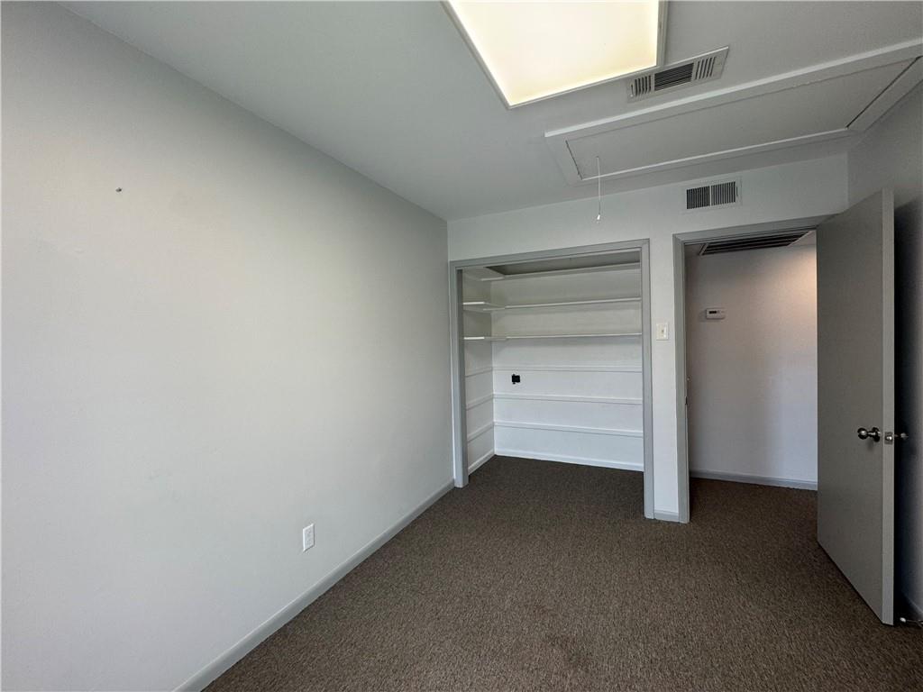 3200 N TURNBULL Drive 3200