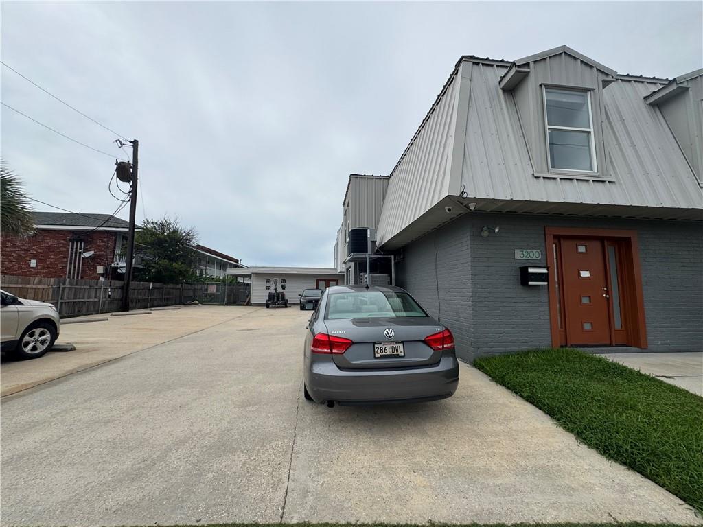 3200 N TURNBULL Drive 3200