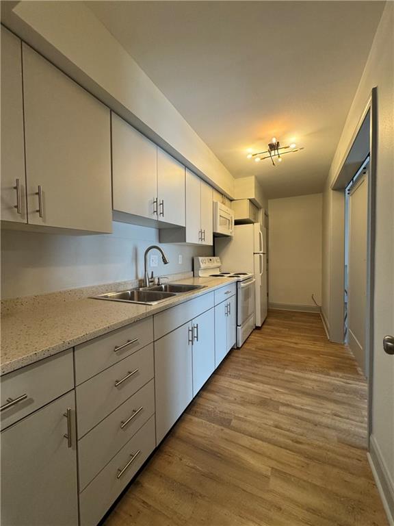 3200 N TURNBULL Drive 3200