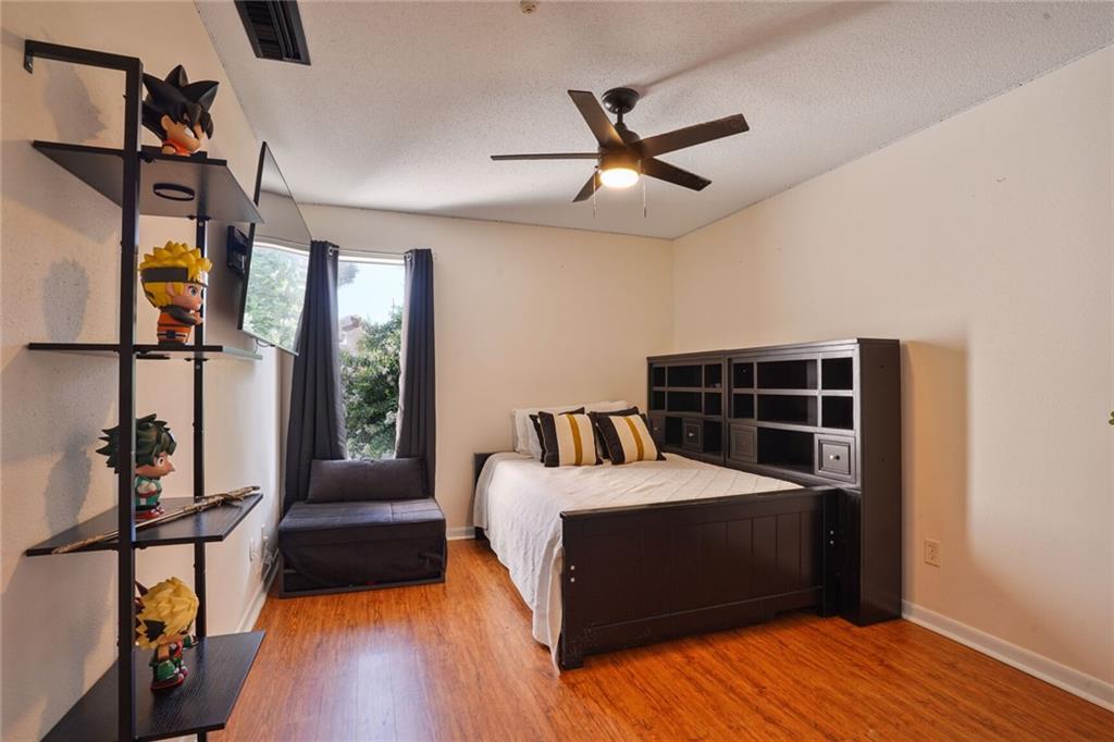 115 10TH Street 115