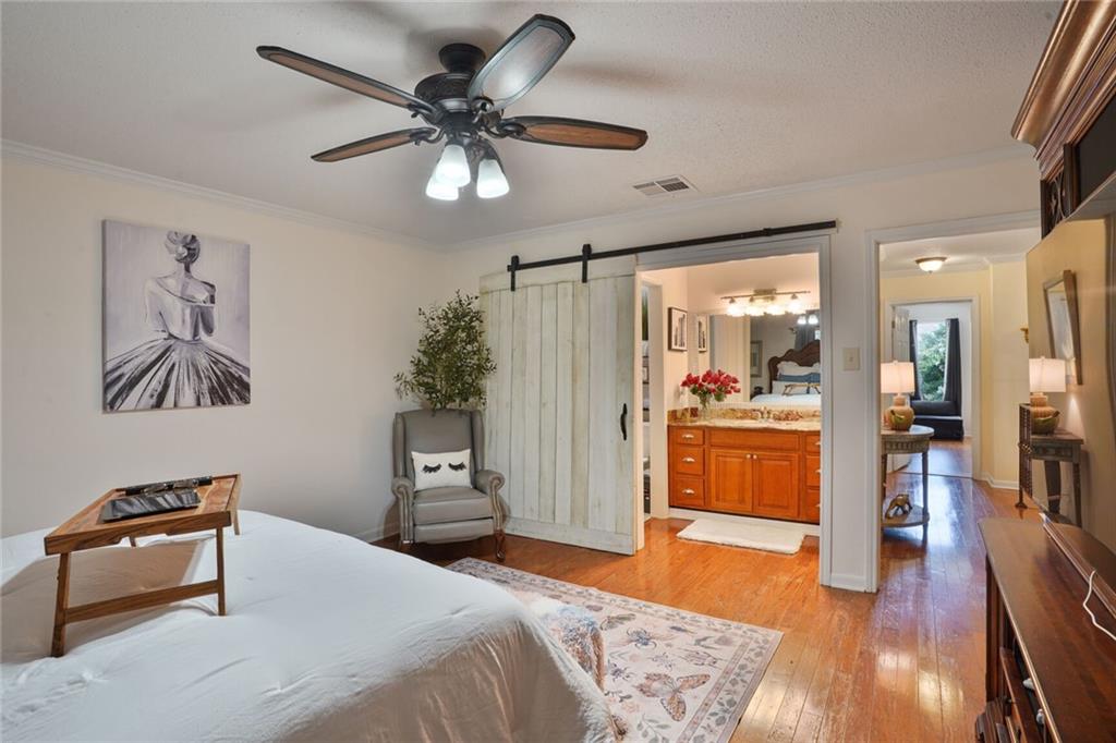115 10TH Street 115