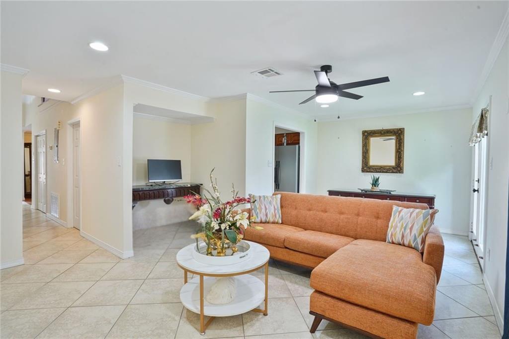 115 10TH Street 115