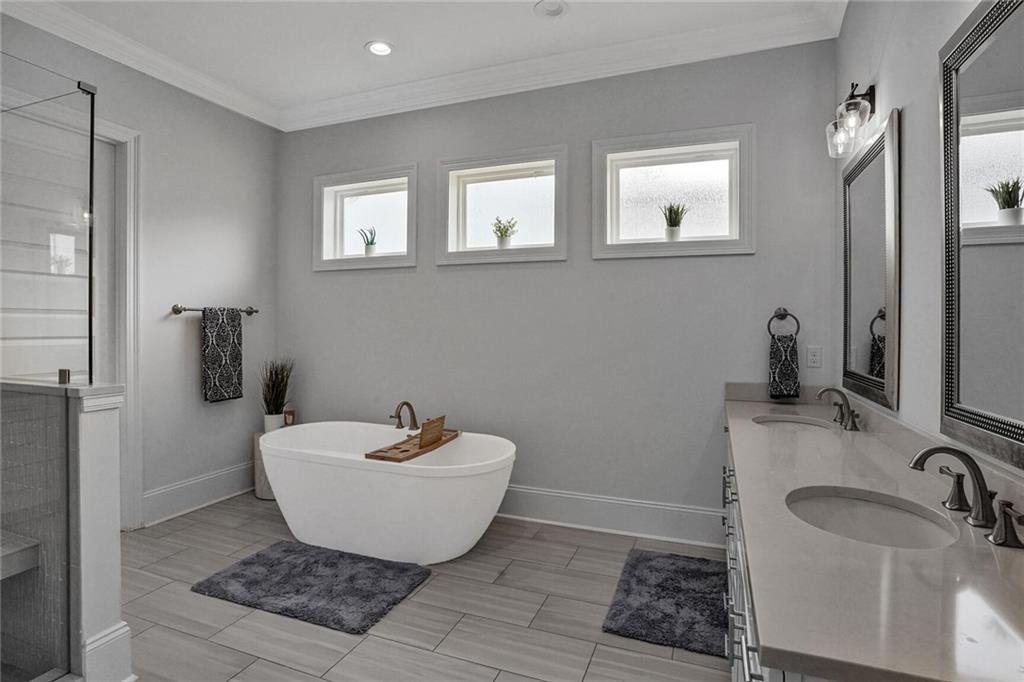 6818 LOUISVILLE Street