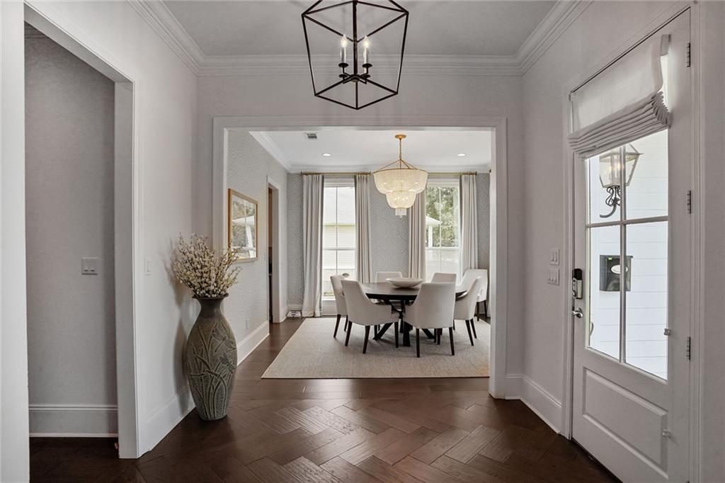 6818 LOUISVILLE Street