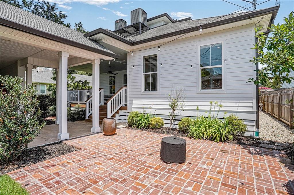 6818 LOUISVILLE Street