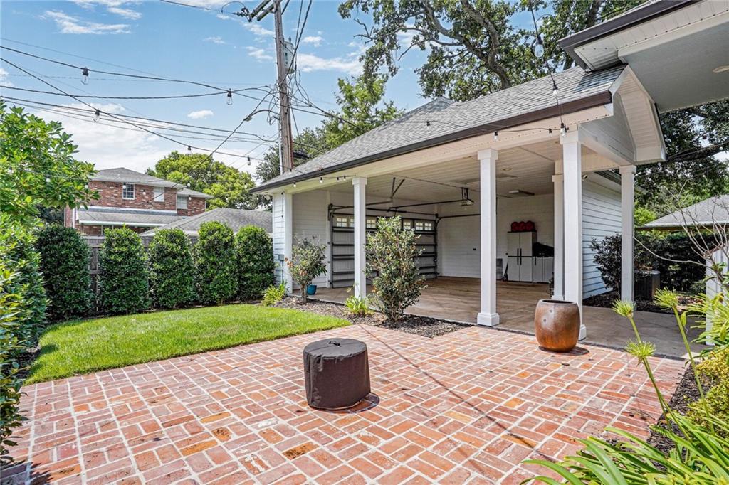 6818 LOUISVILLE Street