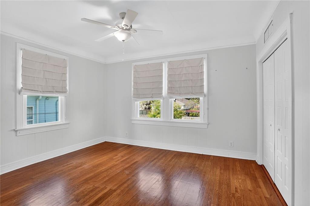 5978 LOUIS XIV Street