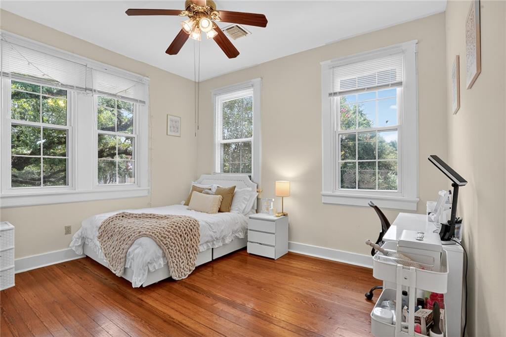 2500 NASHVILLE Avenue