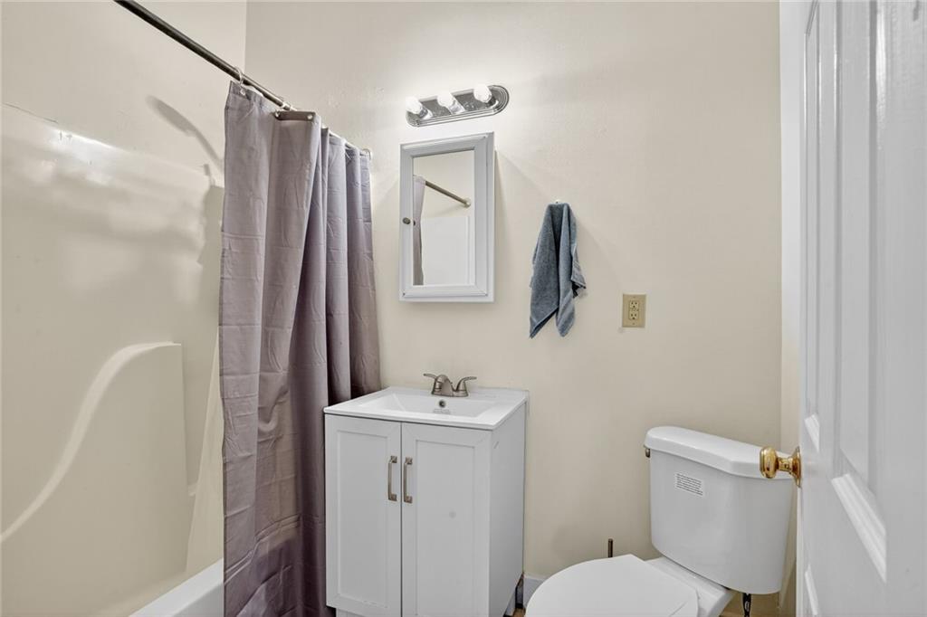 2500 NASHVILLE Avenue