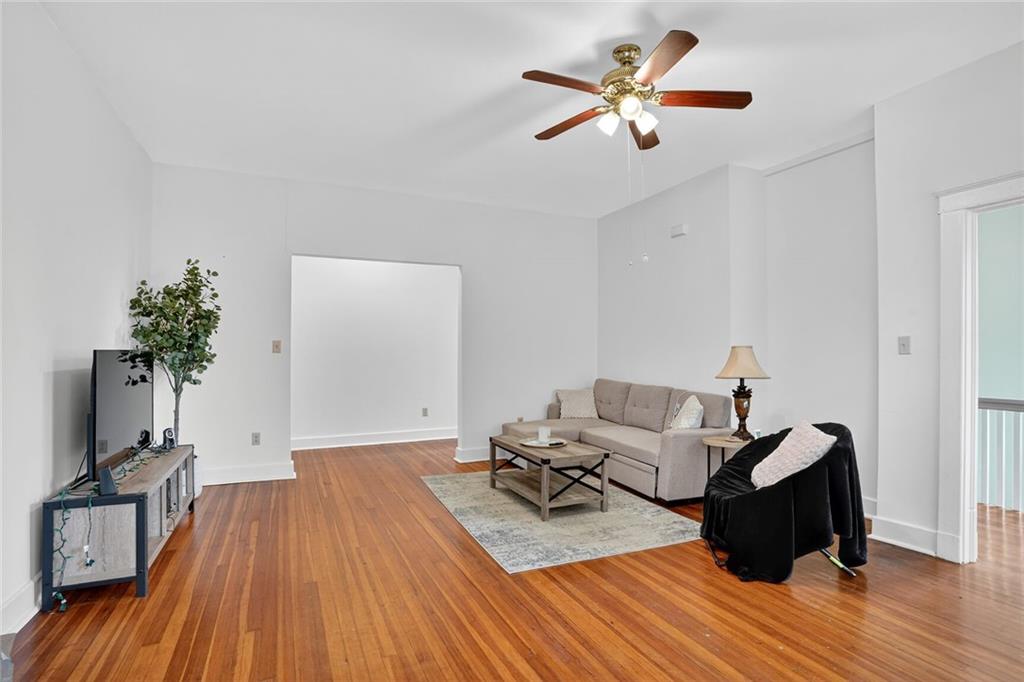 2500 NASHVILLE Avenue